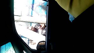 ეს მოყვარული აზიელი  ...